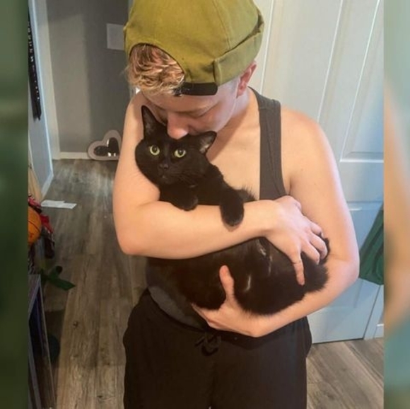 Meet your Posher, Riah - Picture 1 of 1